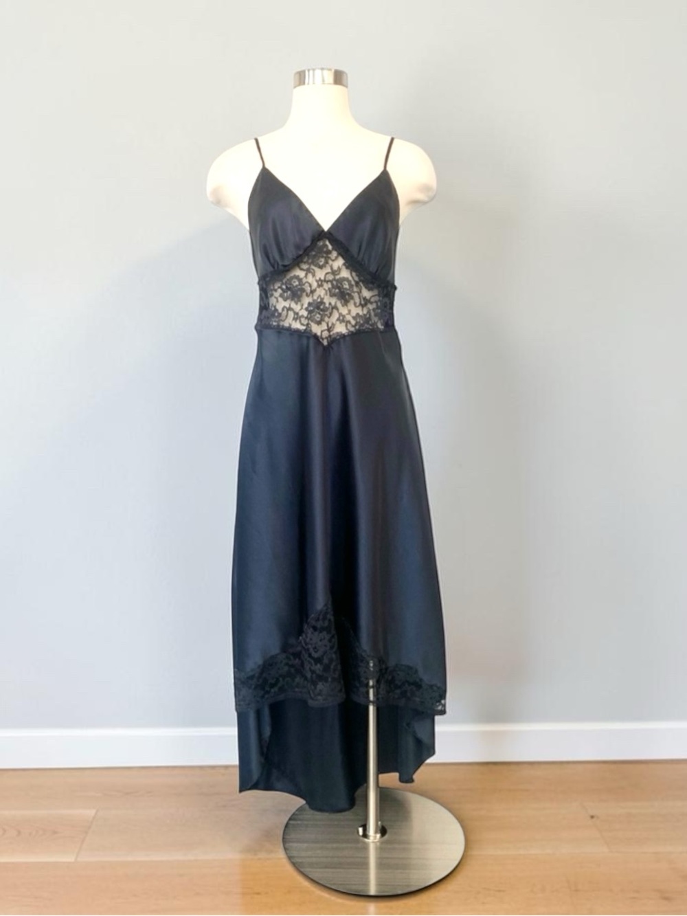90s Victoria’s Secret Silky Satin Black Lace Hi Lo Maxi Gown Vintage Slip Dress🔥